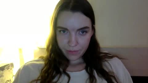 effy online show from February 8, 12:39 pm