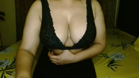 Eliza i dont show face in any show online show from April 24, 8:44 pm