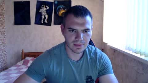 Snapshot of hotfitbboy_2001 chatting on July 11, 5:37 pm Alex online show from July 11, 5:37 pm