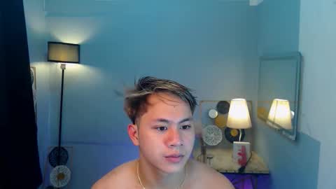 hotfucker_drei online show from September 27, 8:19 am