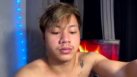 hotfucker_drei online show from November 16, 8:36 pm