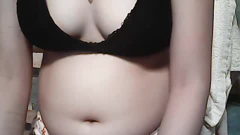 hotfuntasypinay online show from June 20, 2:42 pm