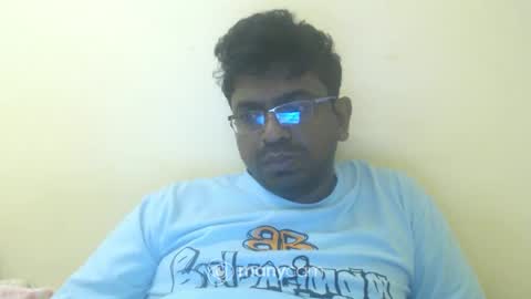 hotgluteus4321 online show from April 13, 7:03 am