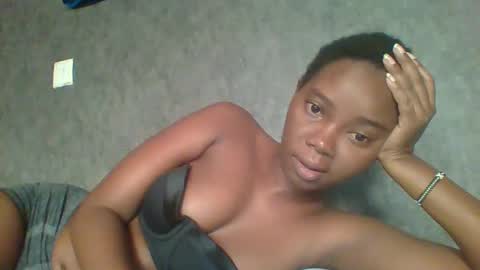 Queen online show from February 13, 6:20 am