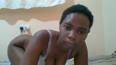 Queen online show from February 14, 1:18 pm