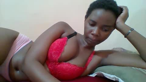 Queen online show from February 17, 9:13 am