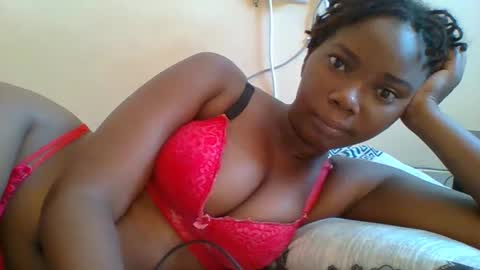 Queen online show from March 1, 8:27 am