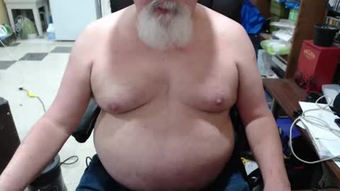 Snapshot of hotgrandpa594u chatting on February 15, 6:59 pm hotgrandpa594u online show from February 15, 6:59 pm