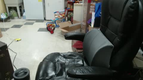 Snapshot of hotgrandpa594u chatting on February 23, 6:38 pm hotgrandpa594u online show from February 23, 6:38 pm