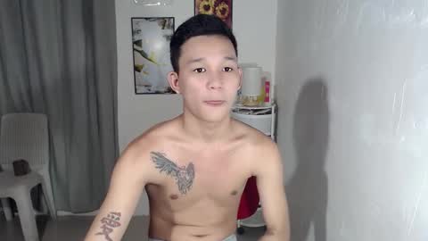 Snapshot of hotguy0503 chatting on October 20, 4:46 am hotguy0503 online show from October 20, 4:46 am