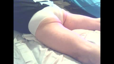 hotguynpanties online show from September 24, 9:01 am