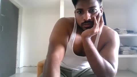 hothunkman352176 online show from July 9, 9:46 am