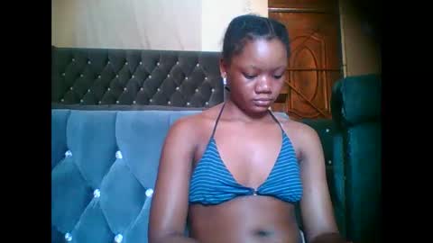 LOYCE online show from November 17, 1:06 pm