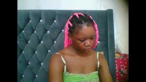 LOYCE online show from December 13, 10:26 pm