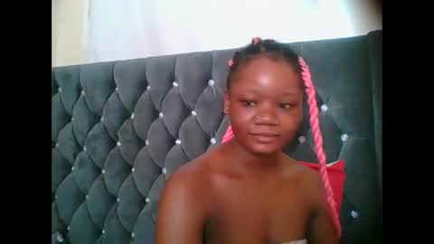 LOYCE online show from December 15, 8:07 am