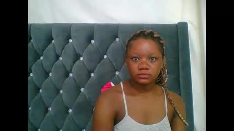 LOYCE online show from January 14, 6:57 pm