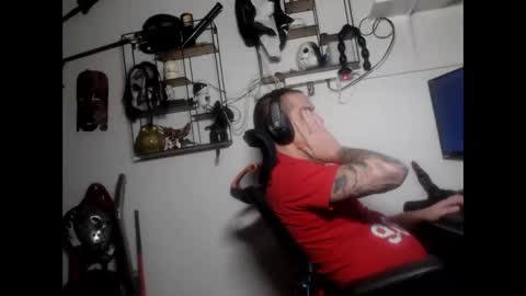 hotkinkytat online show from February 2, 3:32 am