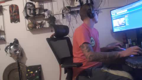 hotkinkytat online show from November 7, 12:32 am