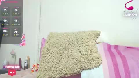 Snapshot of hotkrystel chatting on February 17, 1:21 pm Krystel online show from February 17, 1:21 pm