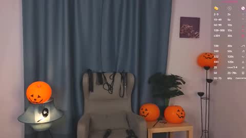 Allison  online show from November 3, 6:09 pm