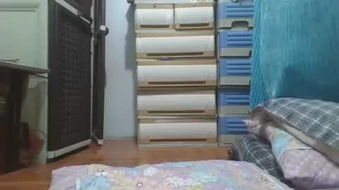 hotlavender online show from March 4, 5:24 am