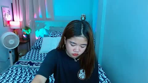 Layla online show from January 21, 12:18 pm