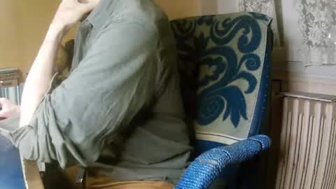 hotleopold online show from December 16, 10:15 pm