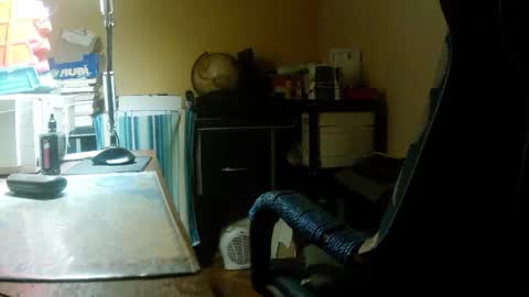 Snapshot of hotleopold chatting on May 16, 9:46 pm hotleopold online show from May 16, 9:46 pm