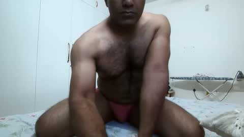 hotm_on_cam online show from April 15, 4:19 am