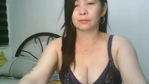 hotmamajen4u online show from December 14, 12:05 am