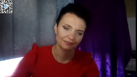 Snapshot of hotmamaqueen234 chatting on July 6, 11:18 am hotmamaqueen234 online show from July 6, 11:18 am