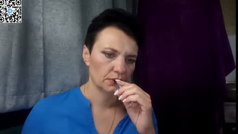 Snapshot of hotmamaqueen234 chatting on July 12, 10:23 pm hotmamaqueen234 online show from July 12, 10:23 pm