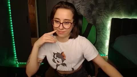 Snapshot of hotmariella chatting on February 9, 2:29 pm hotmariella online show from February 9, 2:29 pm