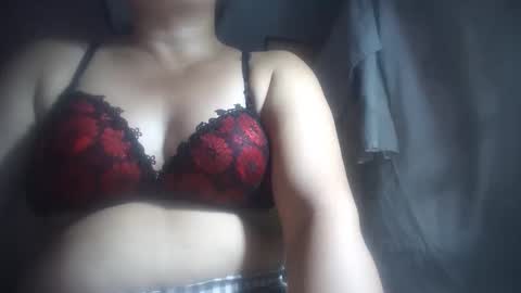 hotmatureladyxxx online show from October 16, 9:05 pm