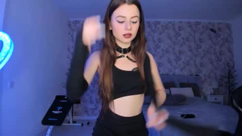 Snapshot of hotmolly_ chatting on February 6, 6:00 pm hotmolly_ online show from February 6, 6:00 pm