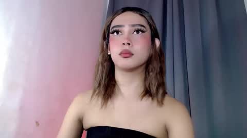 HOT BEATRICE online show from November 1, 8:33 pm