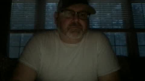 Snapshot of hotndirty72 chatting on February 16, 11:27 am hotndirty72 online show from February 16, 11:27 am