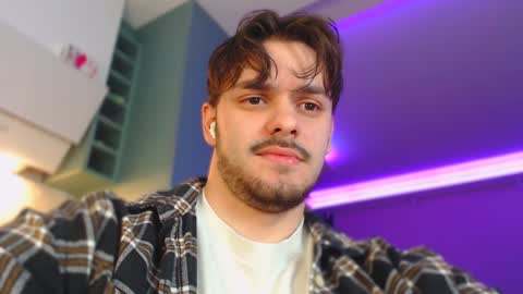 Jason online show from December 12, 2:26 am