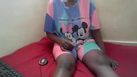 Snapshot of hotpussy1225 chatting on November 13, 12:26 pm hotpussy1225 online show from November 13, 12:26 pm