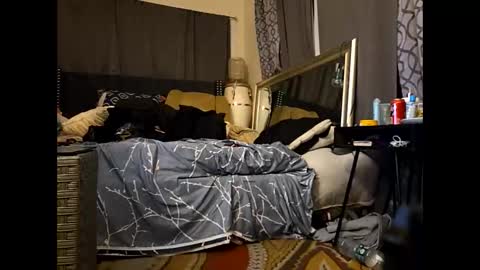 Snapshot of hotrox6942 chatting on February 18, 1:45 am hotrox6942 online show from February 18, 1:45 am