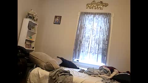 Snapshot of hotrox6942 chatting on March 22, 4:32 pm hotrox6942 online show from March 22, 4:32 pm