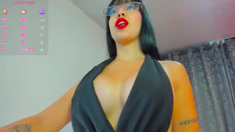 hotsecretary2 online show from January 14, 11:49 am