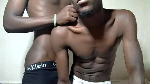 hotsexycouple44 online show from June 30, 8:43 pm