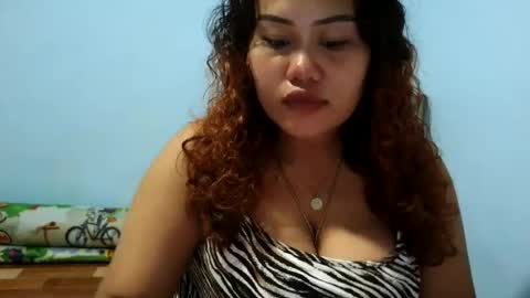 Snapshot of hotshane21 chatting on August 6, 2:46 am hotshane21 online show from August 6, 2:46 am