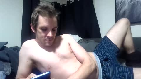 Snapshot of hotslimboy24 chatting on December 16, 5:38 am sexy mark online show from December 16, 5:38 am