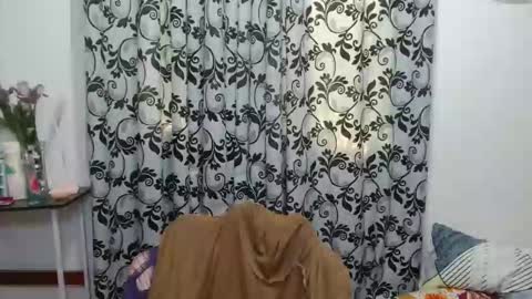 Snapshot of hotssofia4u chatting on September 25, 2:37 am sofia online show from September 25, 2:37 am