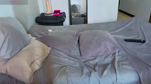 Andres online show from August 7, 7:38 pm