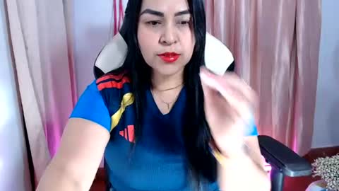 Snapshot of hotsweet_69 chatting on July 4, 6:52 am hotsweet 69 online show from July 4, 6:52 am