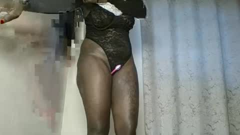 Amalia online show from November 17, 12:44 pm