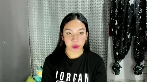 Snapshot of hott_cumforyou chatting on May 19, 11:05 am jelaigrande online show from May 19, 11:05 am